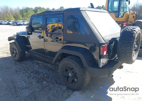 2010 Jeep Wrangler Unlimited Rubicon z USA, uszkodzony, nr VIN 1J4HA6H14AL146086